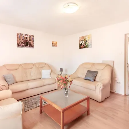 Apartment Milica