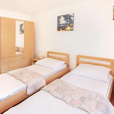 Milica Apartment Kastela