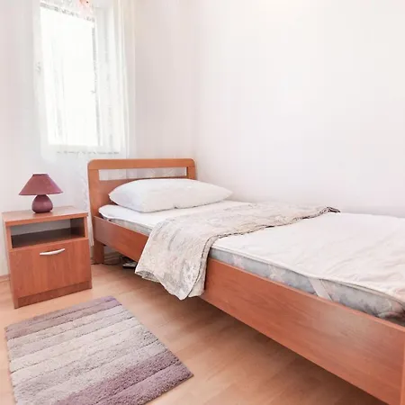Apartment Milica Kastela